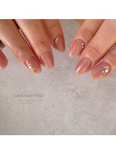 リアンスネイル ヴィヴィッド 岡山店(LianS nail ViViD)/2本アート＋ストーン