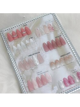 Mネイル 伏見店の写真/【定額オフィスネイル¥8800(オフ込み)】季節やトレンドに合わせたデザインをご用意♪カラー変更/メンズも◎