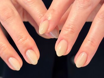 エルヴェ(elve)の写真/自爪育成で浮き・欠けを繰り返さない爪へ！長さ出しに頼らない自爪の健康美を♪