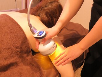 ダイエットステーション 仙台東口店/ニノ腕のキャビテーション♪