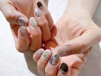 ニュアーズネイル(nuas nail)/
