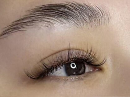 AMULETO【まつげパーマ/パリジェンヌ/マツエク/フラットラッシュ】の写真