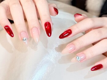 ナオミ 新宿店(Naomi)の写真/《初回＆30日以内再来店/口コミ投稿済の方はジェルオフ無料◎》リピーター多数の実力派ネイルサロン☆