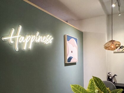 ハピネス(HAPPINESS)の写真