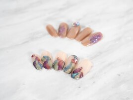 繊細ニュアンスネイル