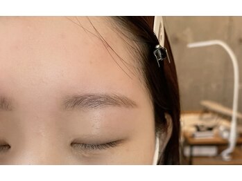 ダフネ(DAFNE)/簡単メイク眉