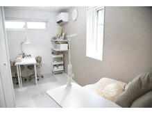 イーナネイル(i-na Nail)/サロン入口から