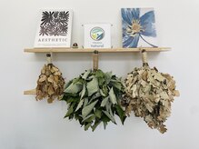 ナチュラル(natural)の雰囲気(白山通り沿い。駐車場目の前4台完備。)