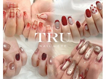 トゥルー ネイル アンド アイ 浦和店(TRU NAIL & EYE)の写真/ボルドーネイルで可愛く！チェックとマグネットのデザインで作る可愛い指先♪