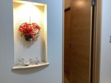 エヌスタイル(n*style)の雰囲気（玄関入ってすぐ左がサロンです☆トイレもすぐ近くにあります。）