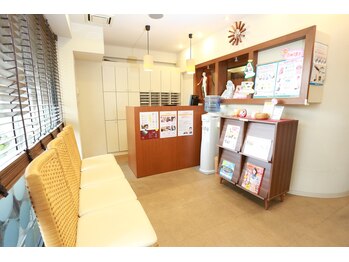 すわ鍼灸整骨院/受付の雰囲気