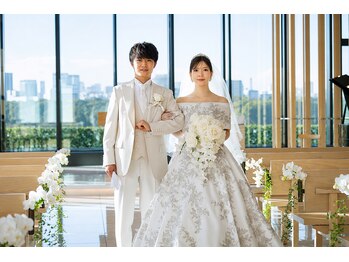 ヒロギンザ 銀座一丁目店(HIRO GINZA)の写真/春の挙式を迎える花嫁様必見♪春の光に映える透明感＆ツヤ肌に！うなじ・二の腕・デコルテまで徹底ケア★