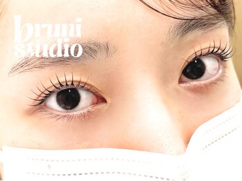 ブルーニスタジオ 表参道(bruni studio)/立ち上げナチュラルカール