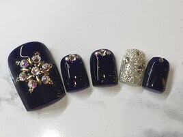 雪の結晶フットネイル￥9900