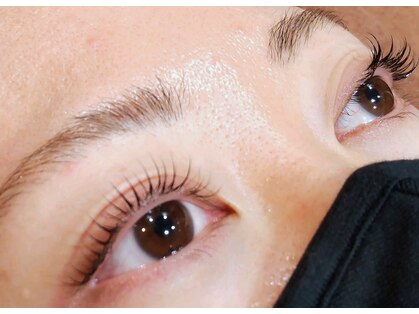 パールアイラッシュ(Pearl eye lash)の写真