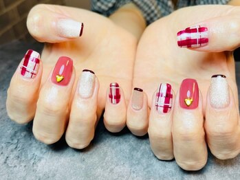 マナネイル(Mana nail)の写真/完全予約制のプライベートサロン☆カラーの種類も豊富♪お子様もご一緒に！理想の指先をご提供◎
