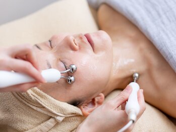 リバイセリー(Revicelly)