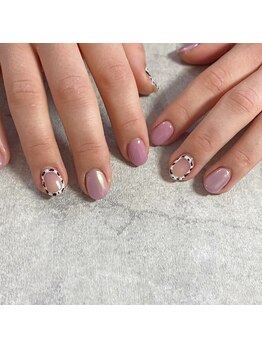 バーロ ビューティールーム(Balo Beauty Room)/ミラー　アニマル囲み