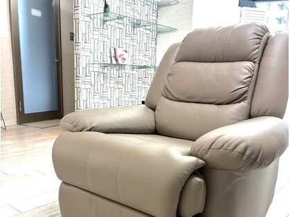 プラスアイビー 博多駅前店(+i.b)の写真