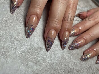 ダズル(dazzle)/ラメグラデーションネイル
