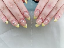 ココナッツネイル/フレンチネイル