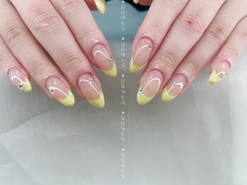 ココナッツネイル/フレンチネイル