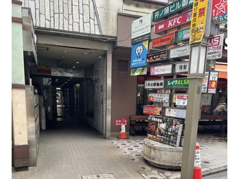 ホワイトニングカフェ 吉祥寺店(WhiteningCafe)/3:JR吉祥寺駅(南口)徒歩15秒