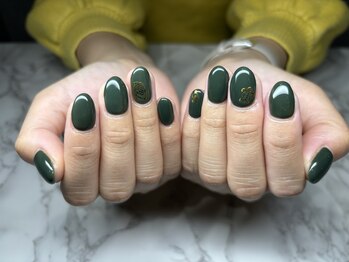 ワンカラー×ワンポイント