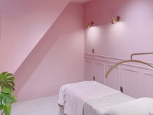 【プライベート空間】一つのベッドで他の人が気にならない空間