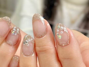 ネイルズミューコ(nail's MyuCo)/グリッター囲みネイル