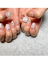 イル(ile)/韓国風ビックリボンドットネイル