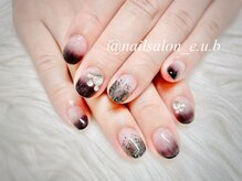 イーユービー(E.U.B)/グラデーションネイル