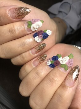 チャーミーネイル(Trami nail)/