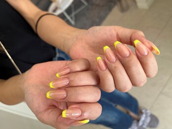 レア(Le’a)/カラーフレンチ