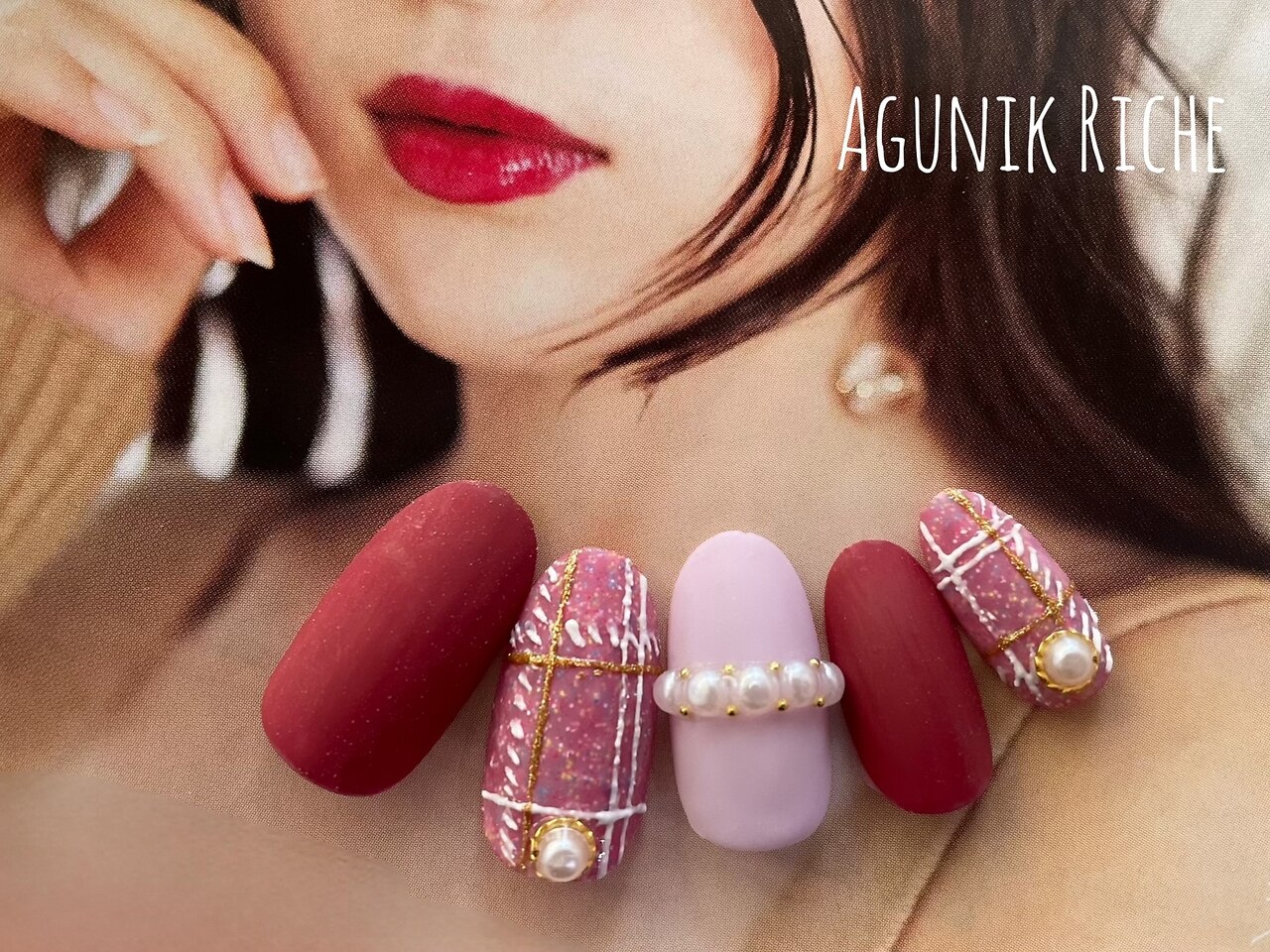 【オーダー】ネイルチップ　キラキラツイードチェックボルドーマグネット韓国ワンホン 2025年秋トレンド】ボルドー ツイードのネイルデザイン集｜人気