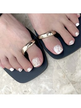 ホワイトアートネイル