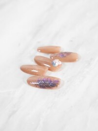 繊細ニュアンスネイル