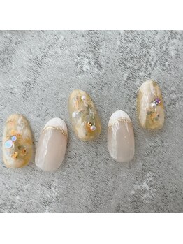 リンネ(Rinne)/もやもやニュアンスネイル