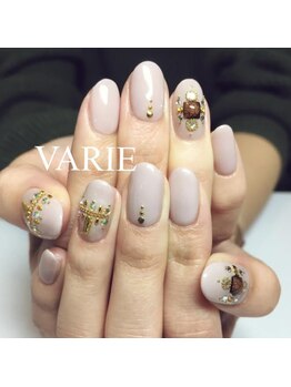 ヴァリエ(VARIE)/アラビアン風ネイル