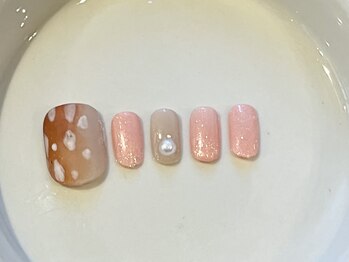 カラ ネイル 中津店(calla nail)/あったか◎バンビ柄フットネイル