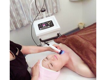 リラクゼーション整体アンドエステサロン 優美楽/5.フェイシャル×ハイパーナイフ