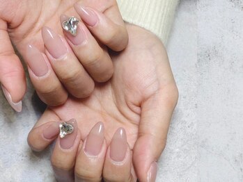 ネイルアヴァンス イオンモール和歌山店(Nail AVANCE．)の写真/[オフ込]ワンカラーorグラデ+お好きなアート4本¥6480☆オフィスネイルもAVANCEにお任せ♪ブライダルにも◎