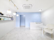 うるおい/店内（商品ディスプレイ）