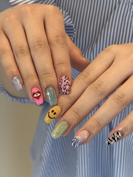 ビーティベーシック(B.t.Basic)/夏！個性派ネイル