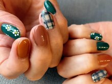 ネイル ミー(nail mee)の雰囲気（凹凸のないフォルムでシンプルでも存在感のあるネイルパラジェル）