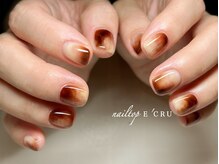 ネイルトップエクル(nail top E CRU)/