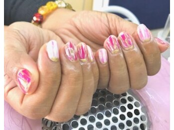 ミナネイル(mina-nail)/ストーンつけ放アート6本コース