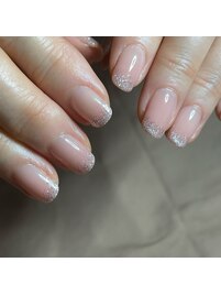 ナチュラルベース＋ラメグラデ