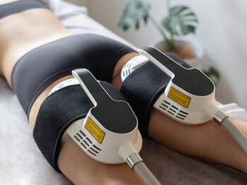 ラグレ(LUXRE)/【痩身】電磁パルス（太もも）