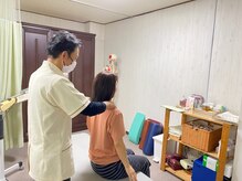 すぎもと鍼灸院/肩こりの原因は諸説あります